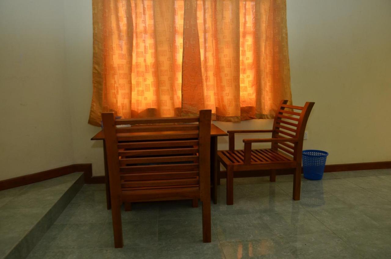 Hotel mandakini Battaramulla Bagian luar foto