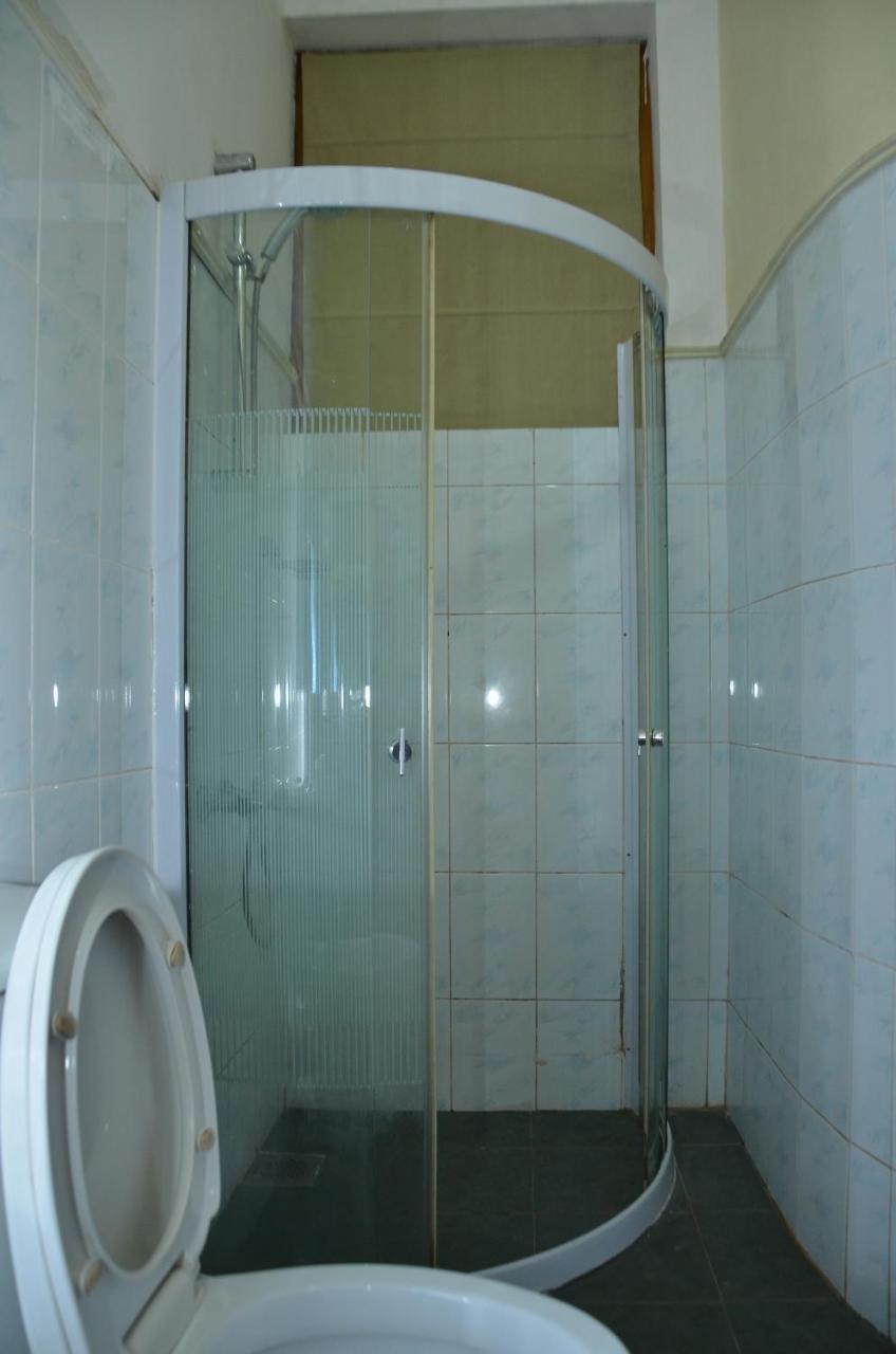 Hotel mandakini Battaramulla Bagian luar foto