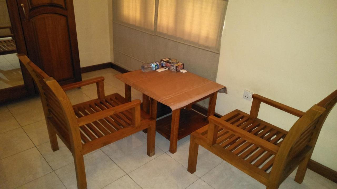 Hotel mandakini Battaramulla Bagian luar foto